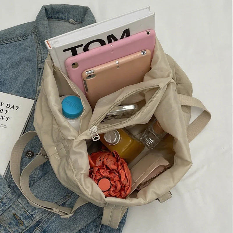 Style Lightweight Nylon Shoulder Bag